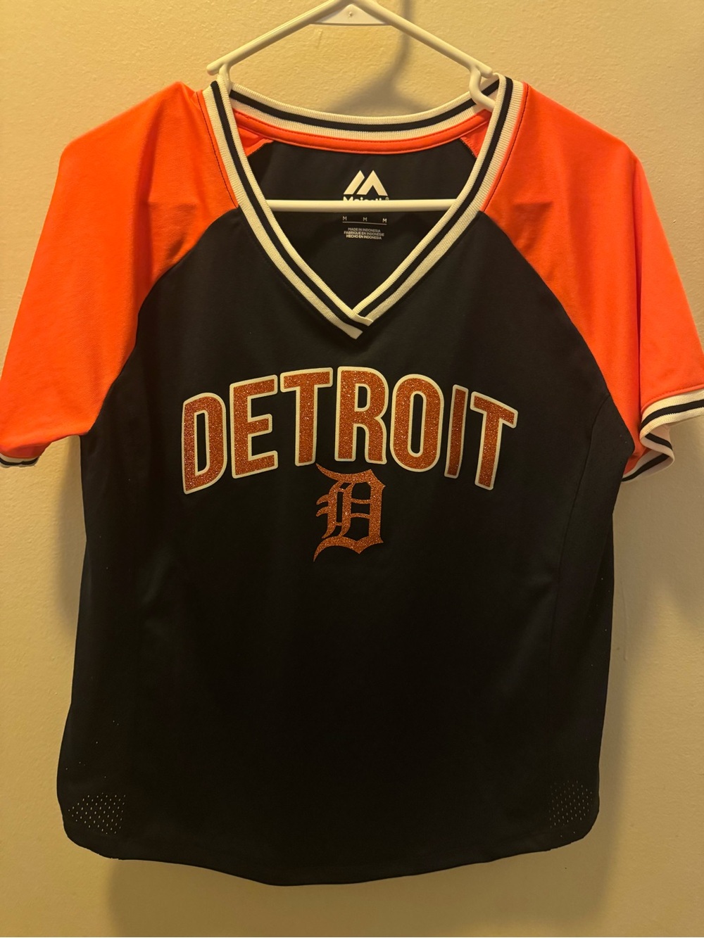 Majestic Detroit Raglan V-Neck Tee in Navy and Orange